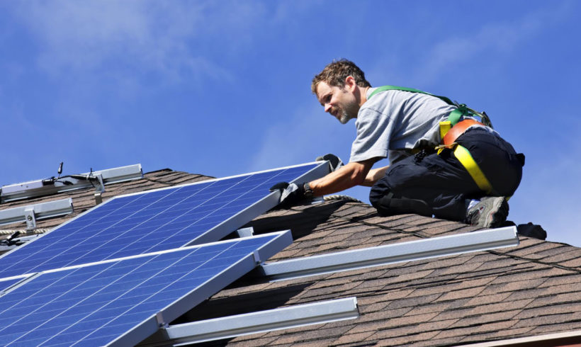 Solar Panel Installation Increases a Home Value by up to $10 000, Buyers Confirm